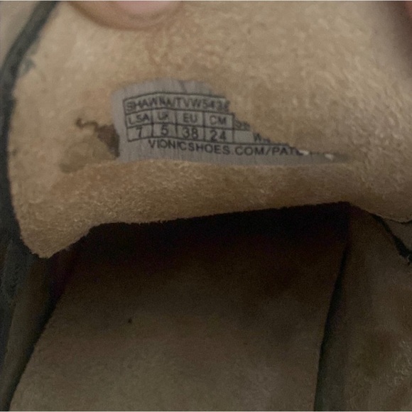 Vionic Zip-Up Comfort Sneakers Size 7 | Walking Shoes - Picture 6 of 7